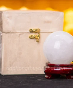 Qủa Cầu Phong Thủy Đá Thạch Anh Trắng 0,76kg - 8cm M060612