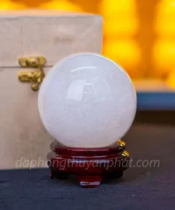 Quả Cầu Phong Thủy Đá Thạch Anh Trắng 1,07kg - 9cm M060621