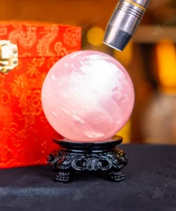 Quả Cầu Phong Thủy Đá Thạch Anh Hồng - 0,6kg - M238106