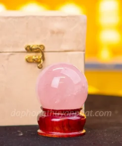 Quả Cầu Phong Thủy Đá Thạch Anh Hồng Có Sao* 0,45kg - 6,8cm - M057311