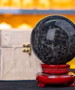 Quả Cầu Phong Thủy Đá Thạch Anh Đen - 4,16kg - 13,5cm - M260210