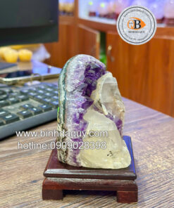 Hốc Thạch Anh Tím Mài Vỏ - 0,37kg