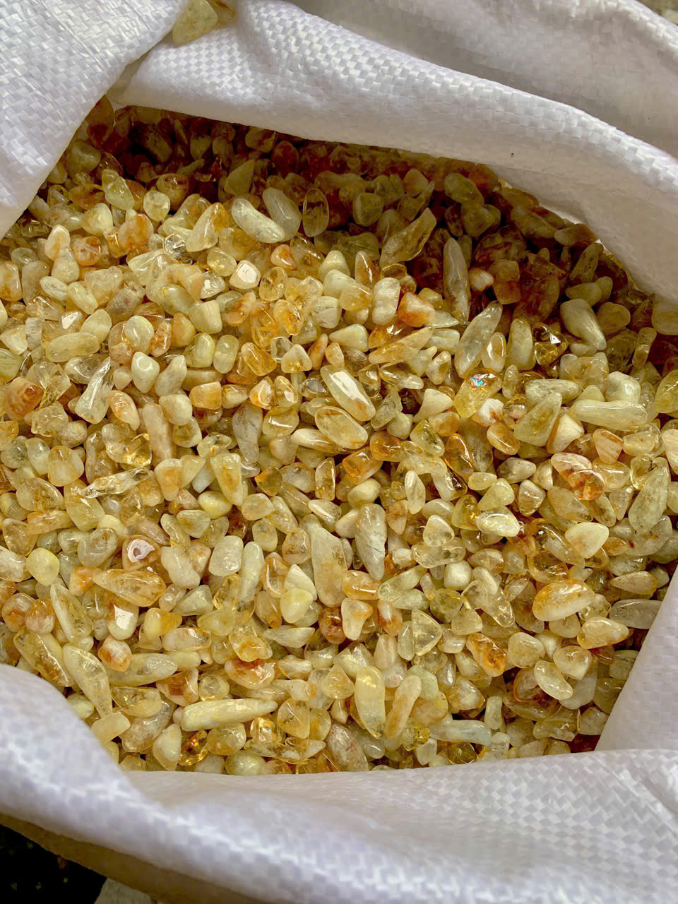 Vụn Thạch Anh Vàng Loại 1 - Ảnh 6