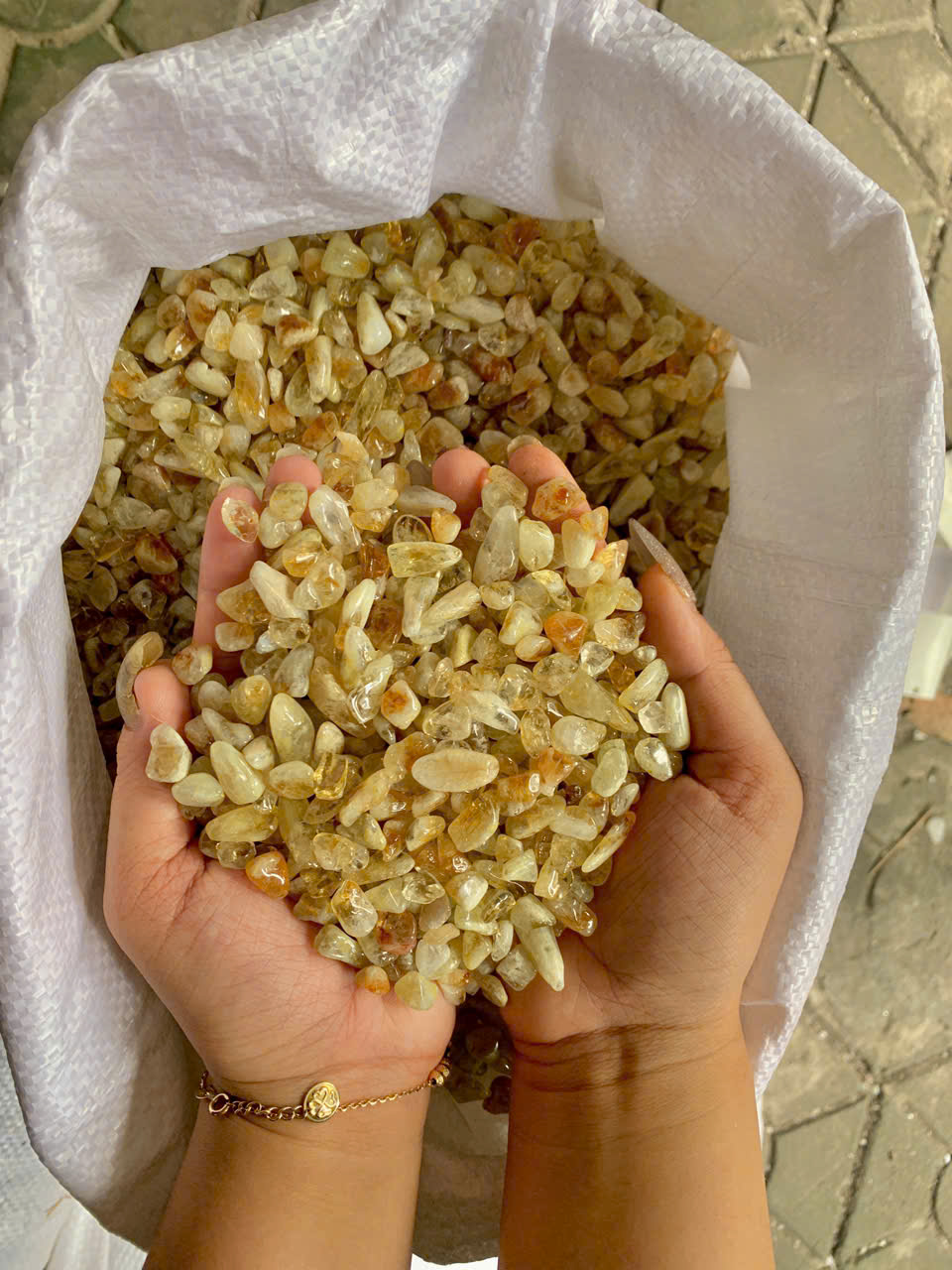 Vụn Thạch Anh Vàng Loại 1 - Ảnh 5