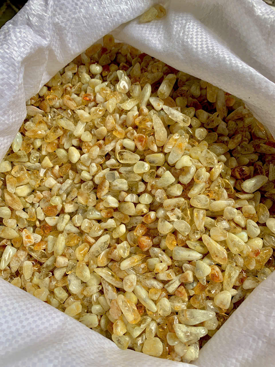 Vụn Thạch Anh Vàng Loại 1 - Ảnh 4