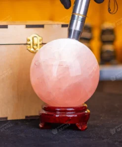 Qủa Cầu Phong Thủy Đá Thạch Anh Hồng 1.5kg - 10,4cm - M0315 VIP 6A có SAO