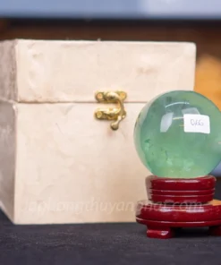 Quả Cầu Thạch Anh Xanh - Fluorite Xanh Trong Thấu Quang VIP 0.66kg - 7.5cm M2650066