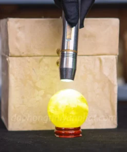 Quả Cầu Phong Thủy Đá Thách Anh Vàng 0.2kg - 5.5cm M26060