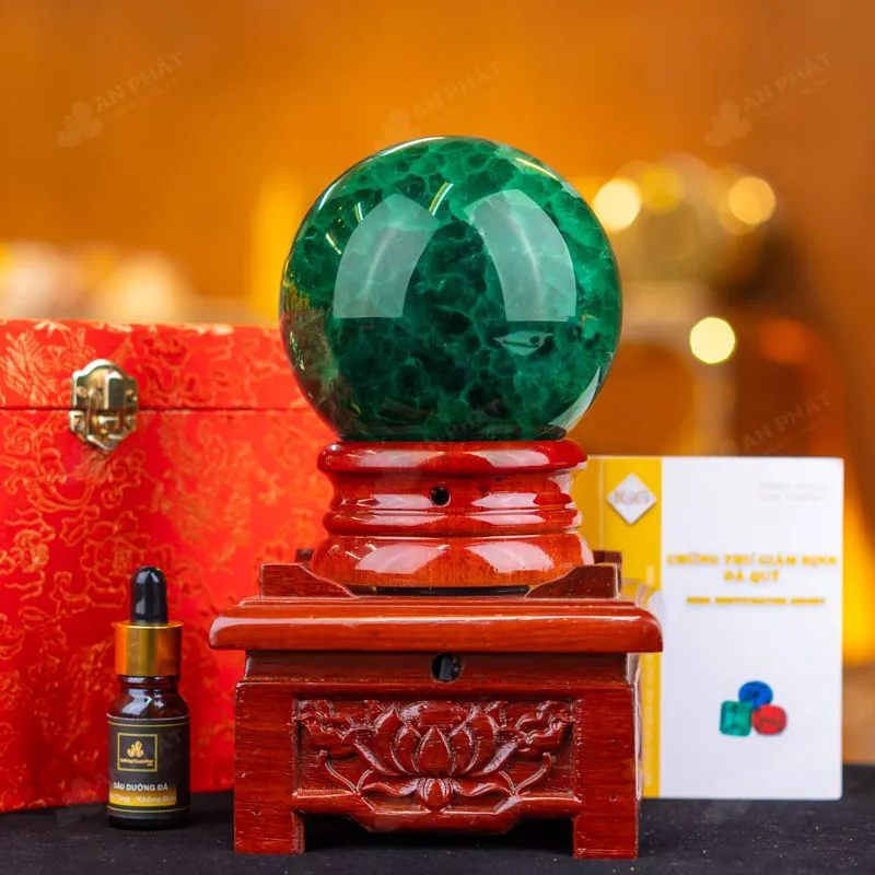 Quả Cầu Thạch Anh Xanh - Fluorite Xanh - 1,92kg - M1879192