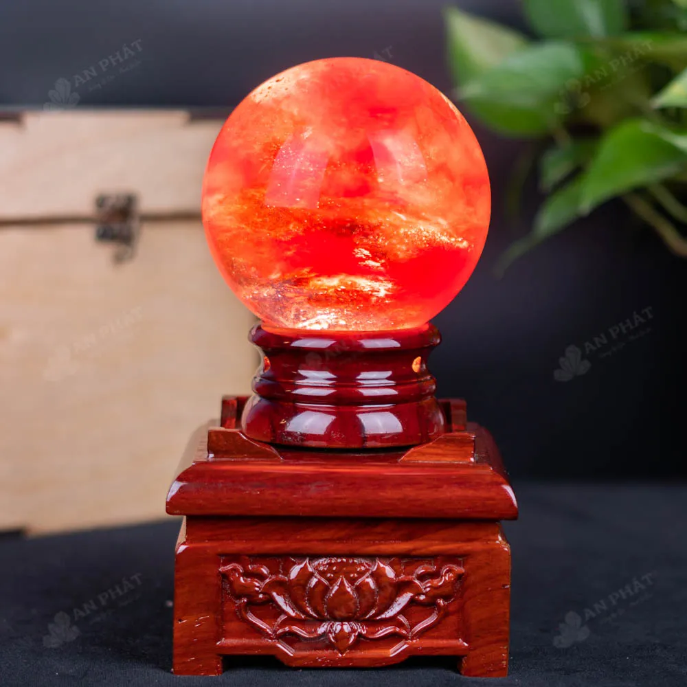 Quả Cầu Đá Núi Lửa Đỏ - 1,67 Kg - M2157167