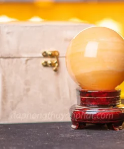 Qủa Cầu Đá Phong Thủy Hoàng Long (Onyx) Vàng - 1,36kg - 10cm M18363