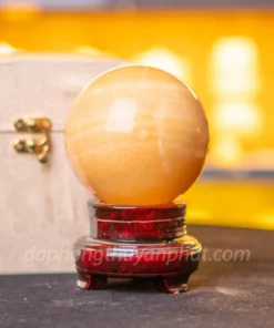 Quả Cầu Phong Thủy Đá Ngọc Hoàng Long (Onyx) Vàng 1,46kg M18360