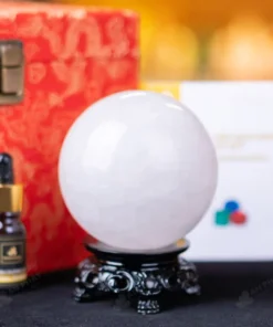Quả Cầu Phong Thủy Đá Thạch Anh Trắng - 0,94Kg - M0606094