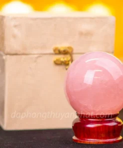 Quả Cầu Phong Thủy Đá Thạch Anh Hồng 0,82kg - 8,3cm - M23819