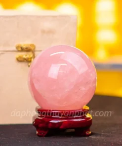 Quả Cầu Phong Thủy Đá Thạch Anh Hồng 1kg - 9cm - M05738