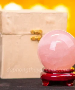 Quả Cầu Phong Thủy Đá Thạch Anh Hồng Có Sao* 1,01kg - 9cm - M05735