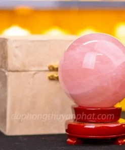 Quả Cầu Phong Thủy Đá Thạch Anh Hồng Có Sao* 2,13kg - 11cm - M05737