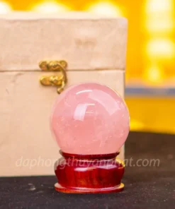 Quả Cầu Phong Thủy Đá Thạch Anh Hồng  Có Sao* 0,52kg - 7,2cm - M057313