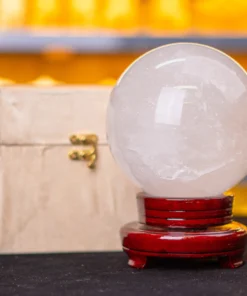 Qủa Cầu Phong Thủy Đá Thạch Anh Trắng - 3,87kg - 13,5cm - M26080