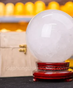 Qủa Cầu Phong Thủy Đá Thạch Anh Trắng - 7,55Kg - 17cm - M060617