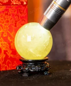Quả Cầu Phong Thủy Đá Thạch Anh Vàng 2A Có Sao - 0,2kg - M260602