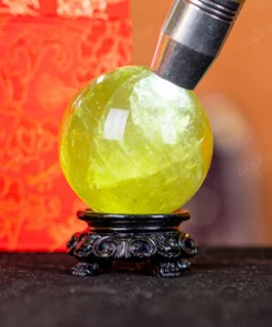 Quả Cầu Phong Thủy Đá Thạch Anh Vàng 2A Có Sao - 0,262kg - M26060262