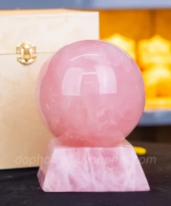 Quả Cầu Phong Thủy Đá Thạch Anh Hồng 3.36kg - 13cm M238114