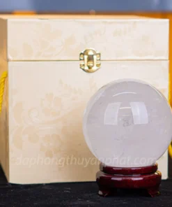 Qủa Cầu Phong Thuỷ Đá Thạch Anh Trắng 1.7kg - 10.5cm M26074