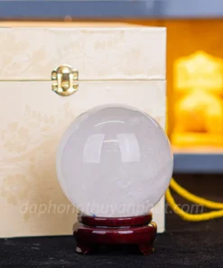 Qủa Cầu Phong Thuỷ Đá Thạch Anh Trắng 1.7kg - 10.5cm M26074