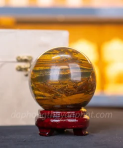 Quả Cầu Phong Thủy Màu Đỏ Đá Mắt Hổ M039010 1.38Kg - 9.5cm