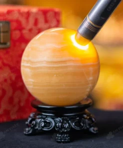 Quả Cầu Đá Phong Thủy Hoàng Long (Onyx) Vàng - 1,42kg - M1836142