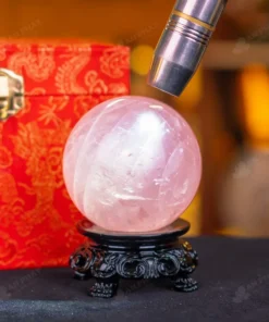 Quả Cầu Phong Thủy Đá Thạch Anh Hồng - 0,52kg - M0315052