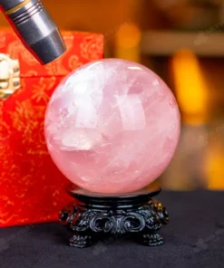 Quả Cầu Phong Thủy Đá Thạch Anh Hồng - 0,8kg - M147908